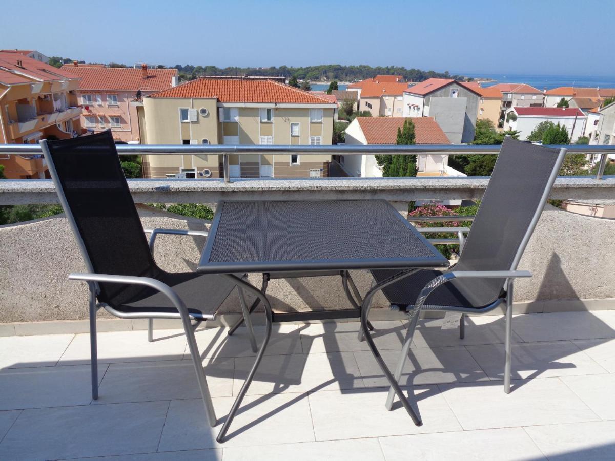 Apartments Miki 2 Novalja Extérieur photo