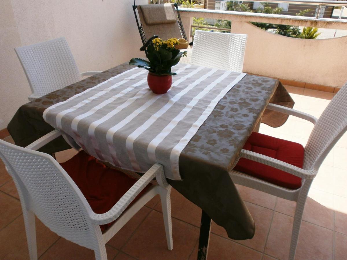 Apartments Miki 2 Novalja Extérieur photo