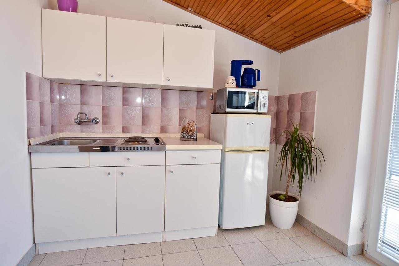 Apartments Miki 2 Novalja Extérieur photo